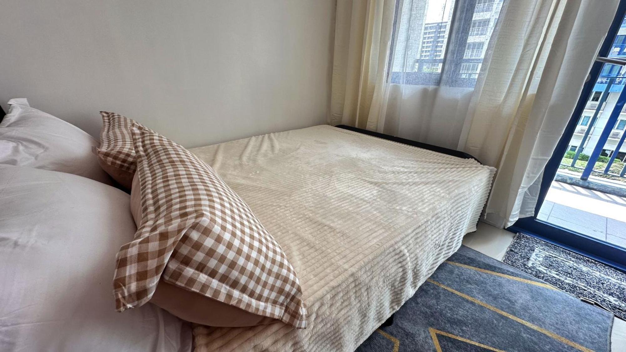 Sea 2-Br Unit With Free Parking Near Mall Of Asia Pasay Exterior photo