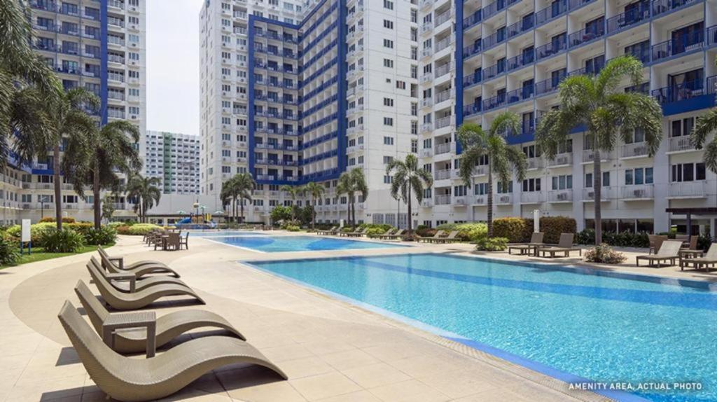 Sea 2-Br Unit With Free Parking Near Mall Of Asia Pasay Exterior photo